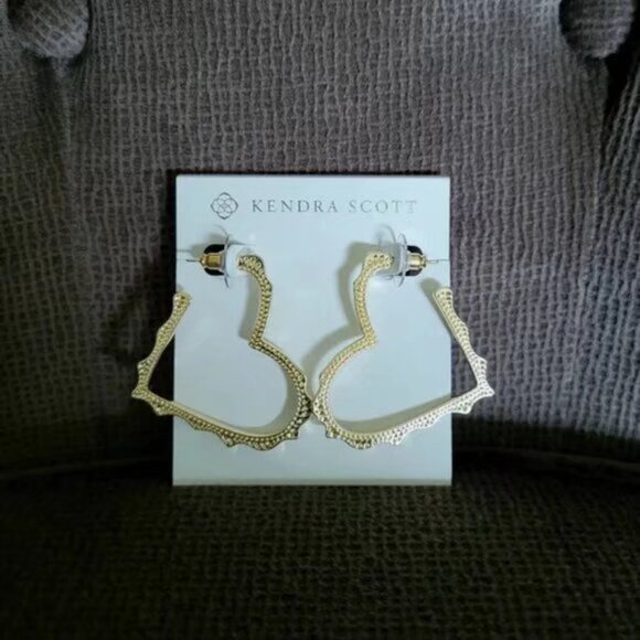 Kendra Scott Stud Earrings - Picture 7 of 7